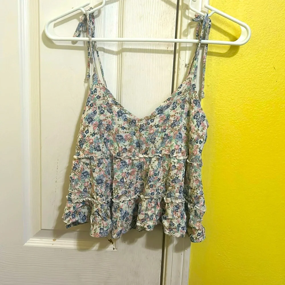 Floral tank top - Picture 1 of 3